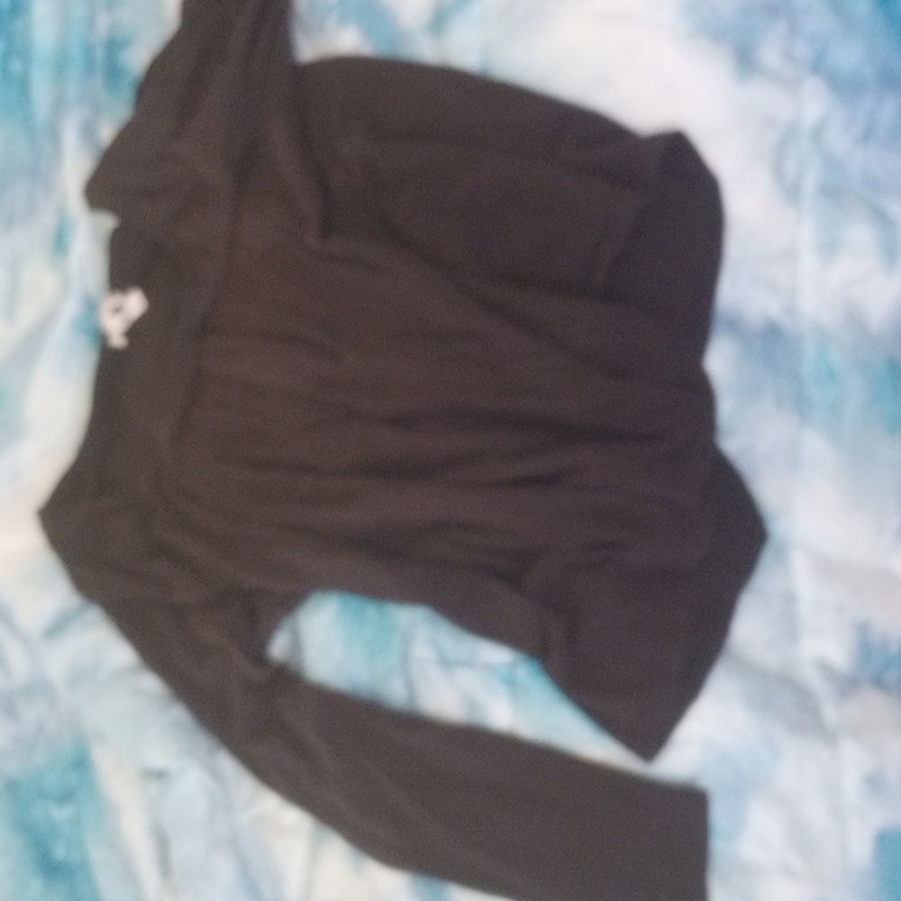 Black shirt